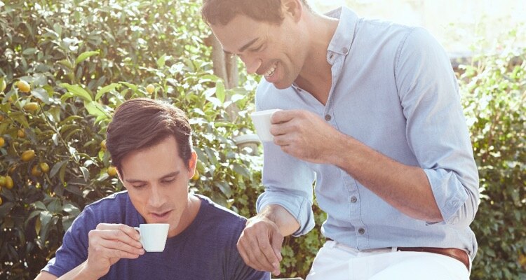 lavazza-caffe-ambientate-ragazzi-M