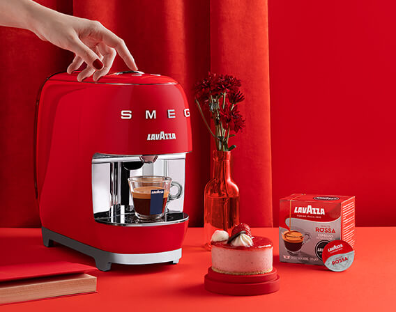 Details about / Smeg Lavazza Espresso Machine in Cream LS18000463 Brand New 2 Year Warranty